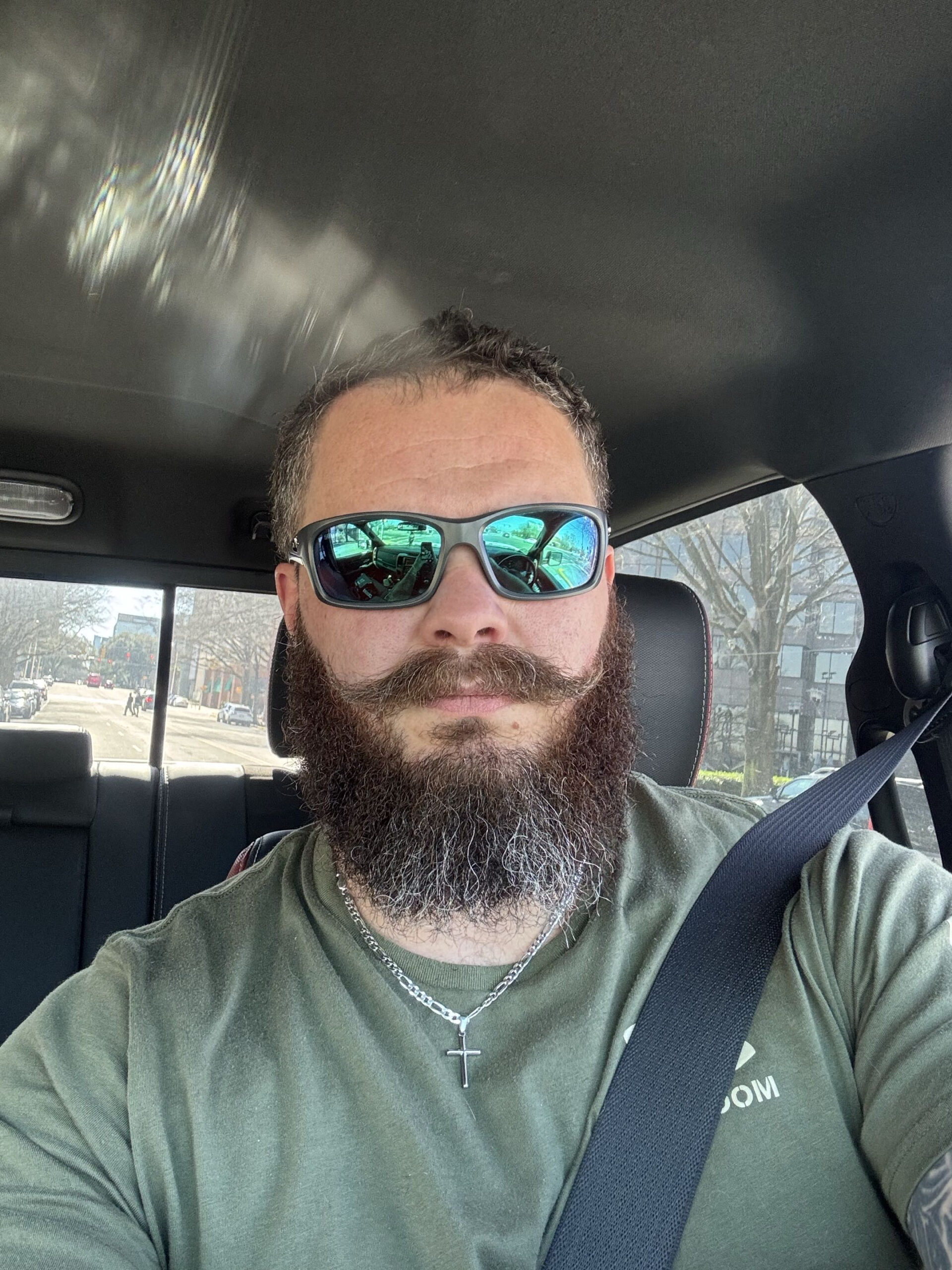 Owner of Elite Wheel Repair LLC, U.S. Air Force veteran